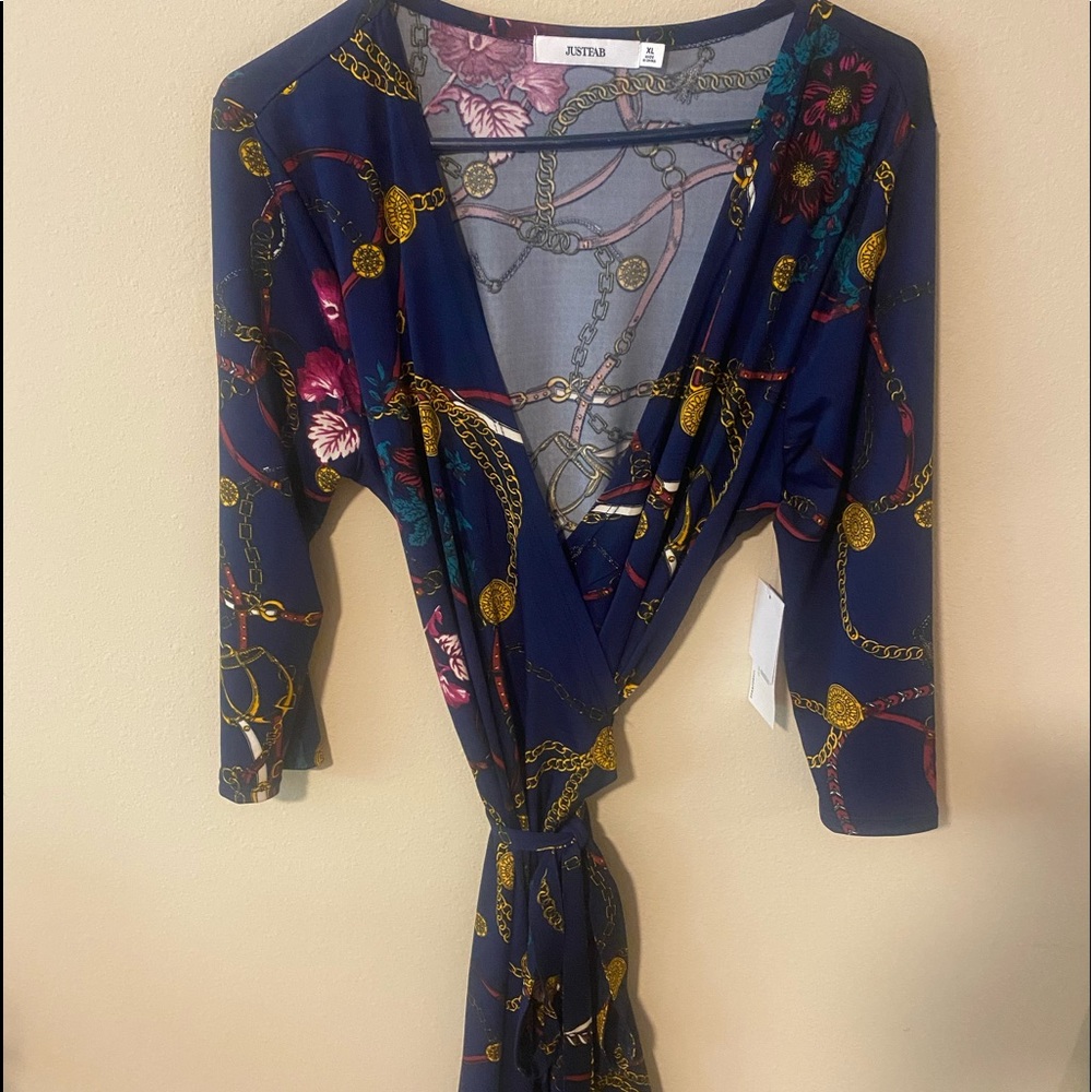 Pattern wrap dress